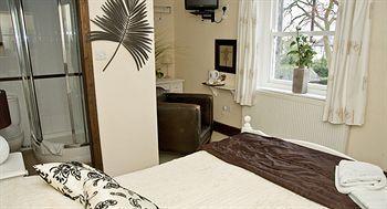 The Priory 3* Beauly
